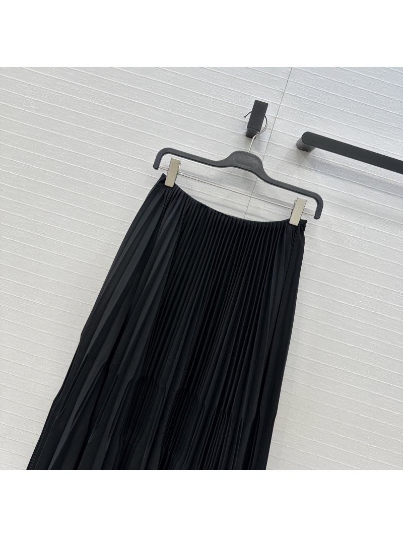 Alaia Sculptural Pleated Midi Skirt in Black – Exclusive Double-Layered Concave Pleating, Low-Rise A-Line