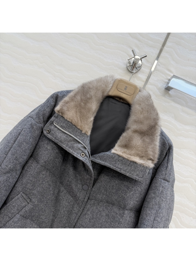 Brunello Cucinelli Water Mink Fur Collar Goose Down Jacket – H-Line Cut, Adjustable Hem, Premium Cashmere Wool Blend