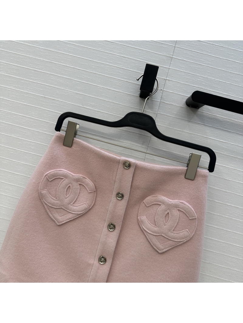 Chanel 100% Wool A-Line Mini Skirt with Heart CC Pocket