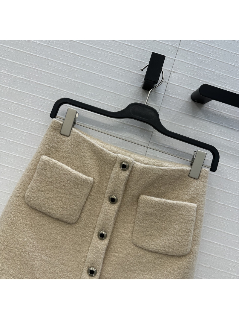 Chanel 100% Wool A-Line Mini Skirt with Double Pockets & Camellia Jacquard Lining