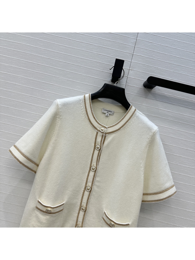 Chanel Fine Knit Short-Sleeve Cardigan - White & Gold Metallic Trim - Round Neck Single-Breasted Couture-Inspired Top