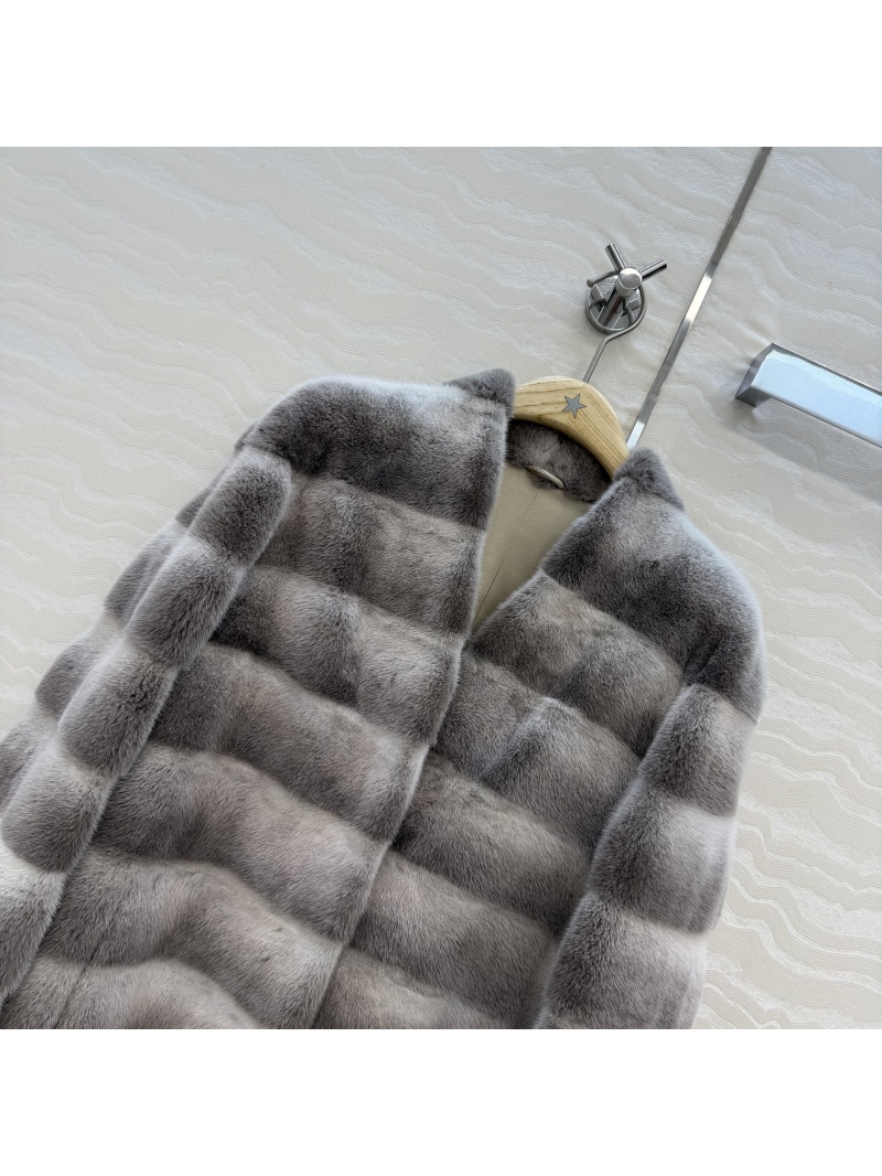 Dior CD Mink Fur Coat – Timeless V-Neck H-Line Silhouette in Rare Female Mink