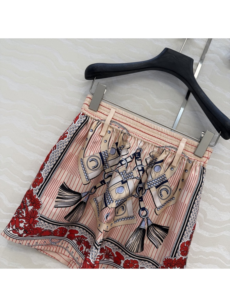 Hermès Opulent 100% Silk Twill Short Shorts | French Riviera Scroll Positional Print