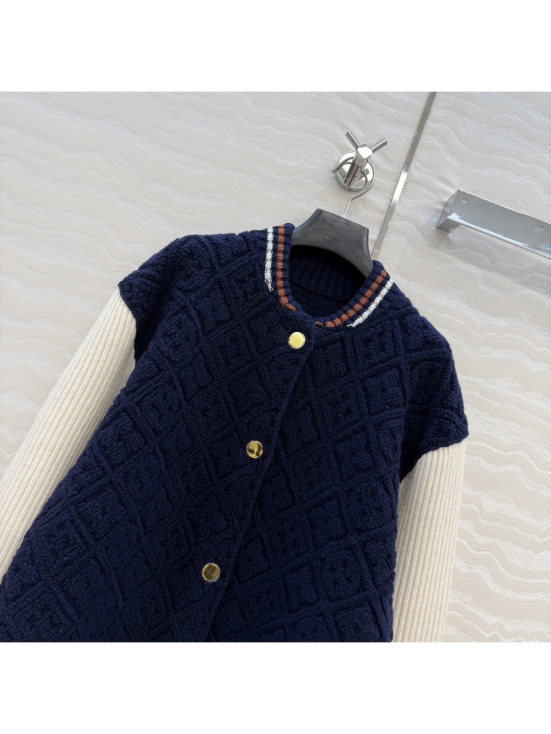 Louis Vuitton Limited Ski Collection Jacquard Wool Baseball Jacket – Navy & Off-White, Relaxed Fit, Varsity-Inspired Luxury