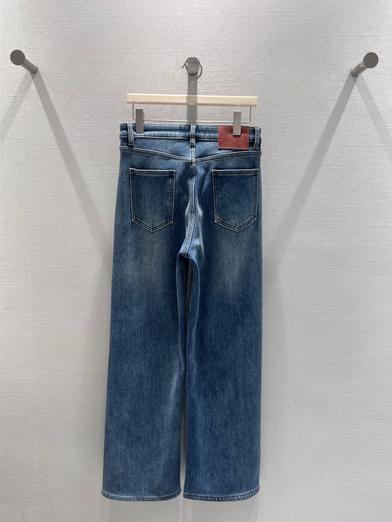 Louis Vuitton Graffiti Monogram Denim Jeans | Medium Blue Street Fit