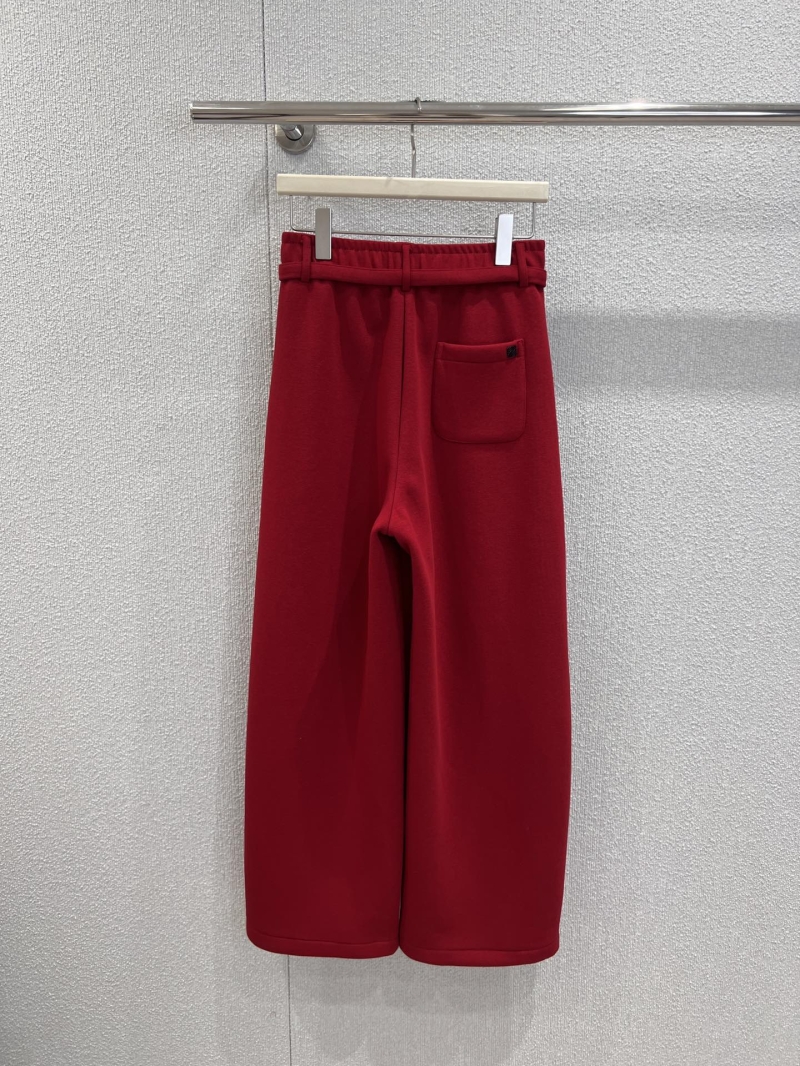 Loewe 25FW Wide-Leg Fleece-Lined Sweatpants in Crimson Red - Sumptuous Fleece Interior, Wide-Leg Silhouette, Embellished Logo Details