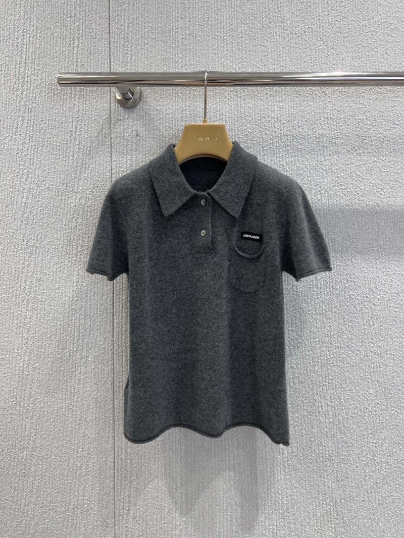 Miu Miu Short-Sleeve Cashmere Polo Shirt | 100% Fine Cashmere, Charcoal Gray, Modern Cropped Fit, Mini Logo Detail