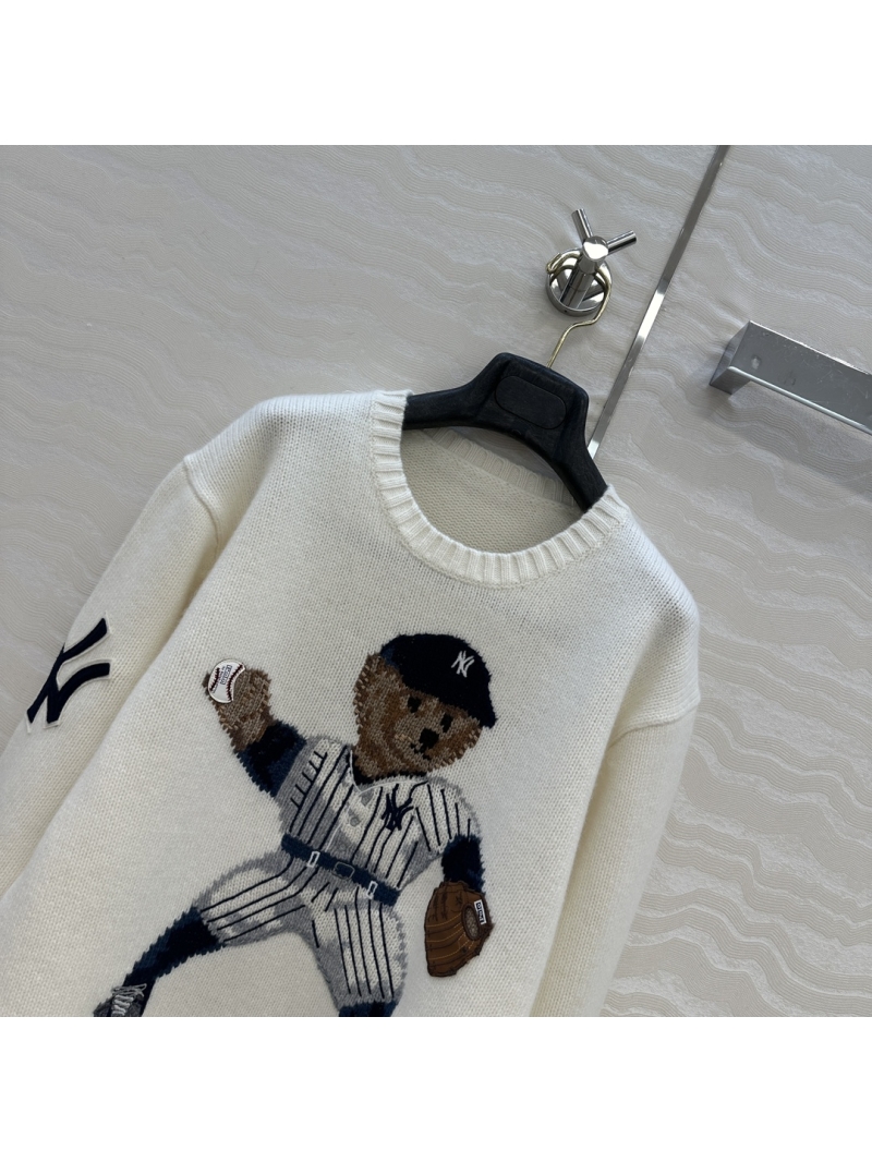 Ralph Lauren Opulent 100% Wool Polo Bear Baseball Sweater - Elevated Intarsia & Handcrafted Logo, Cream