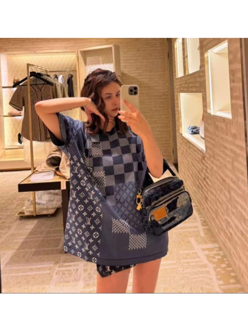 Louis Vuitton LV x Nigo Limited Edition Short-Sleeve T-Shirt in Navy Blue – Patchwork Design, Unisex Fit, 100% Cotton