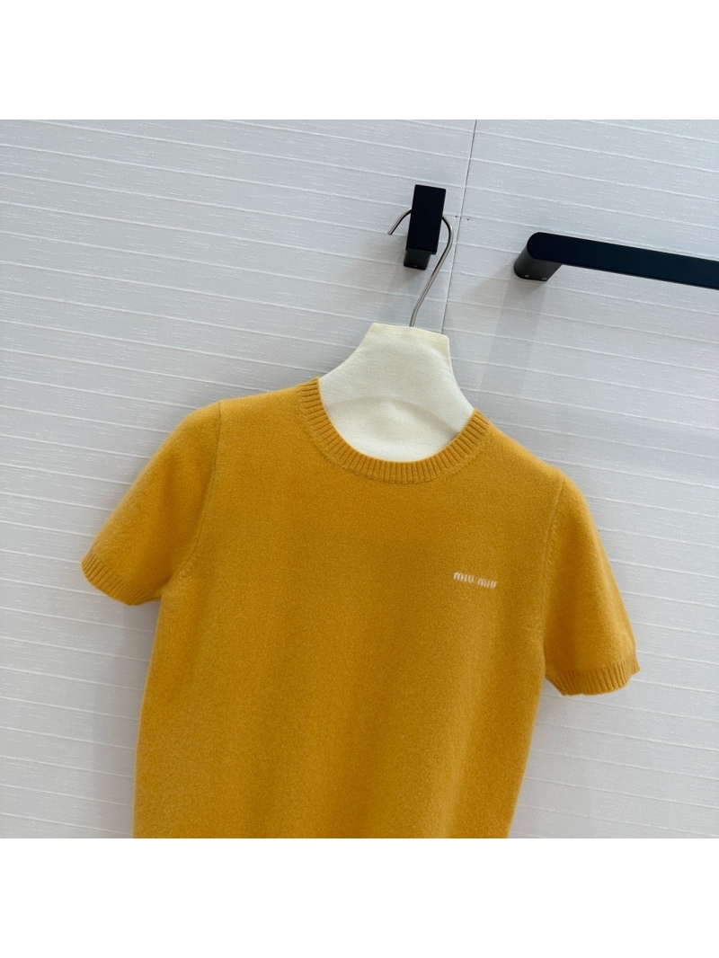 Miu Miu 24 Pre-Fall Collection Bold Letter Cashmere Short-Sleeve Sweater - Pineapple Yellow