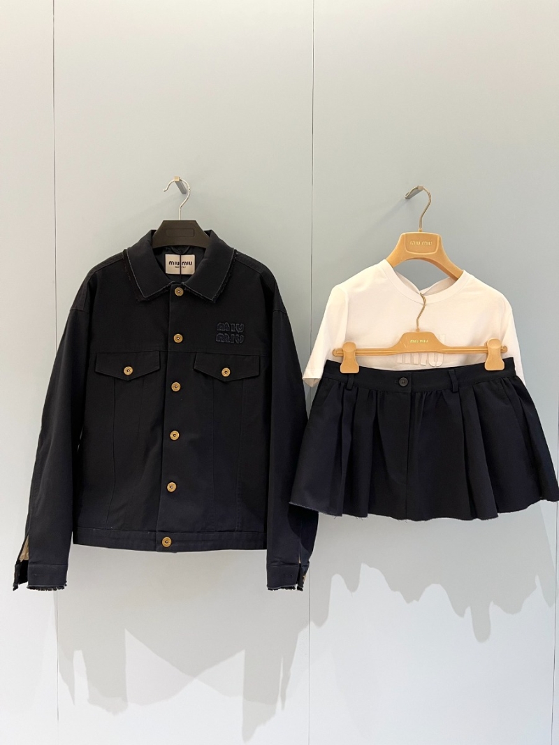 Miu Miu 24FW Early Autumn New Collection Letter Patch Embroidered Single-Breasted Jacket