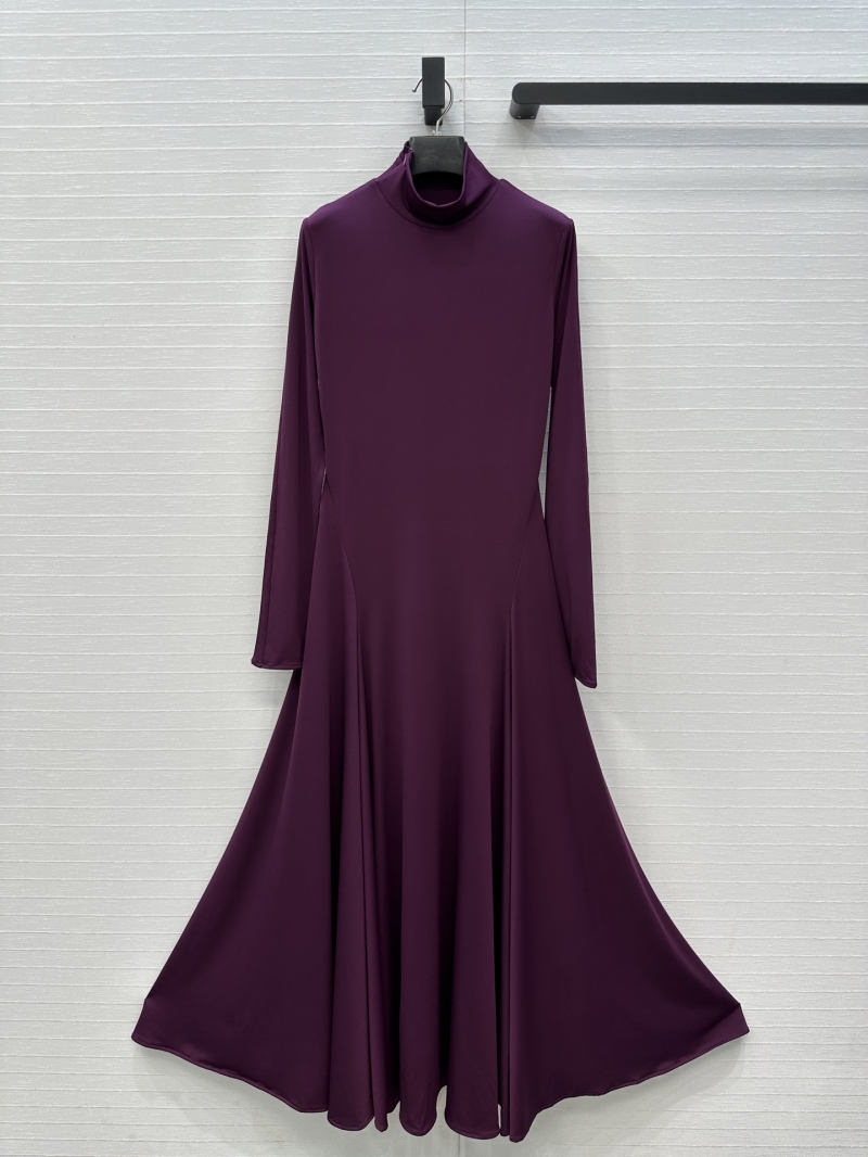 Alaia Grape Purple Heart-Back Long Dress | High-Elasticity Knit | Elegant & Figure-Flattering