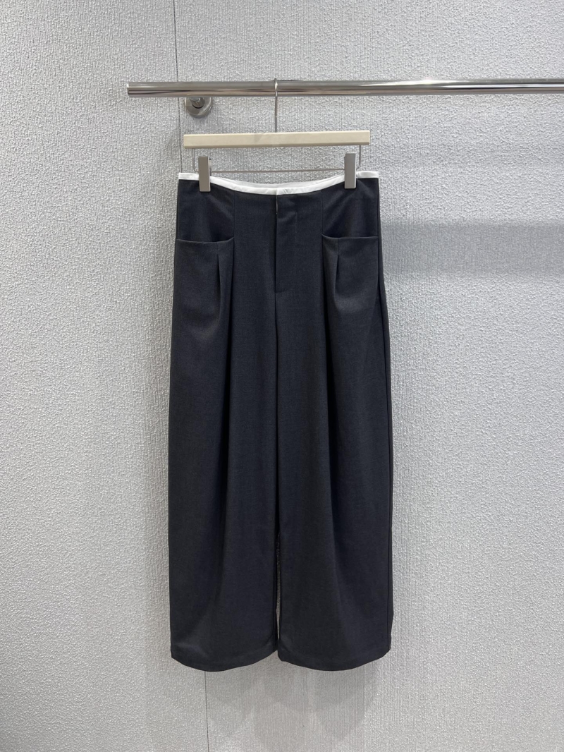 Alexander Wang Pleated Wide-Leg Trousers in Grey | Contrasting Waistband & Elevated Tailoring