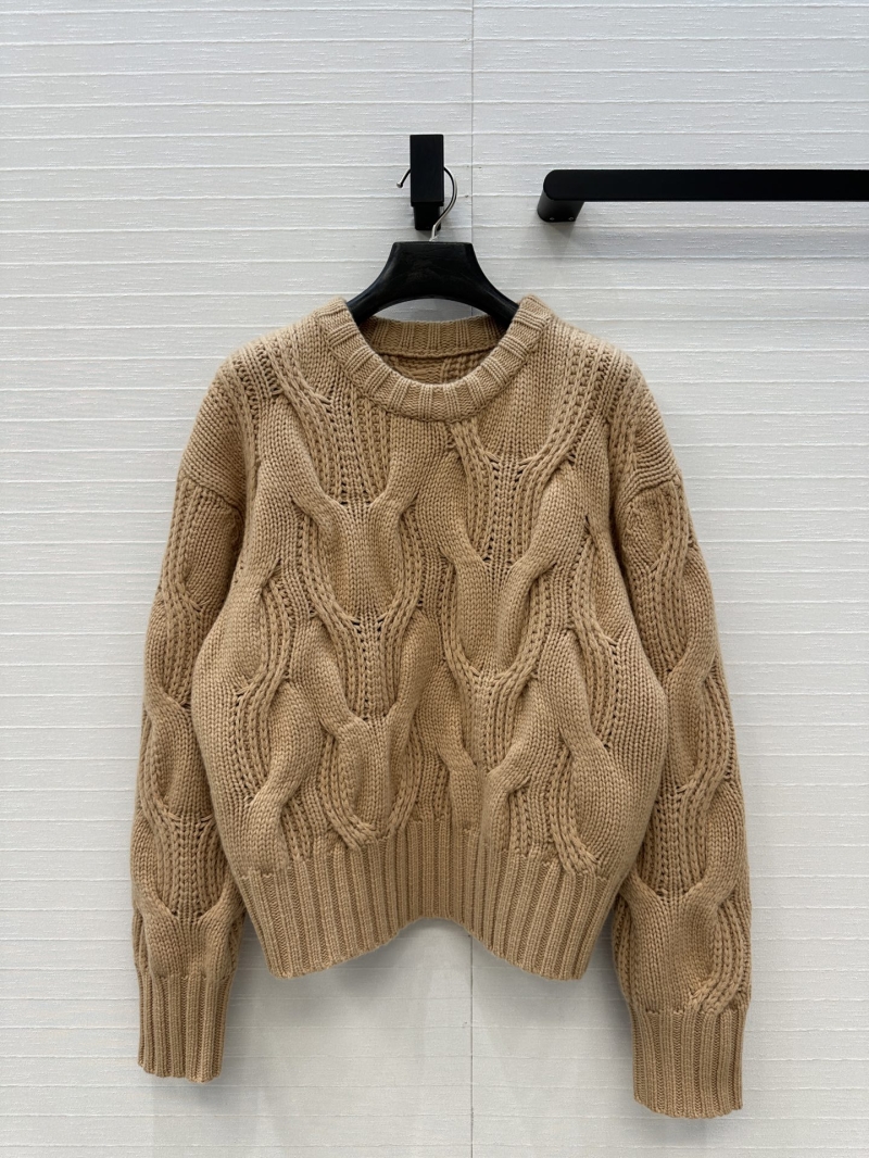 Bottega Veneta Sumptuous Cashmere Large Cable Knit Pullover Sweater in Camel