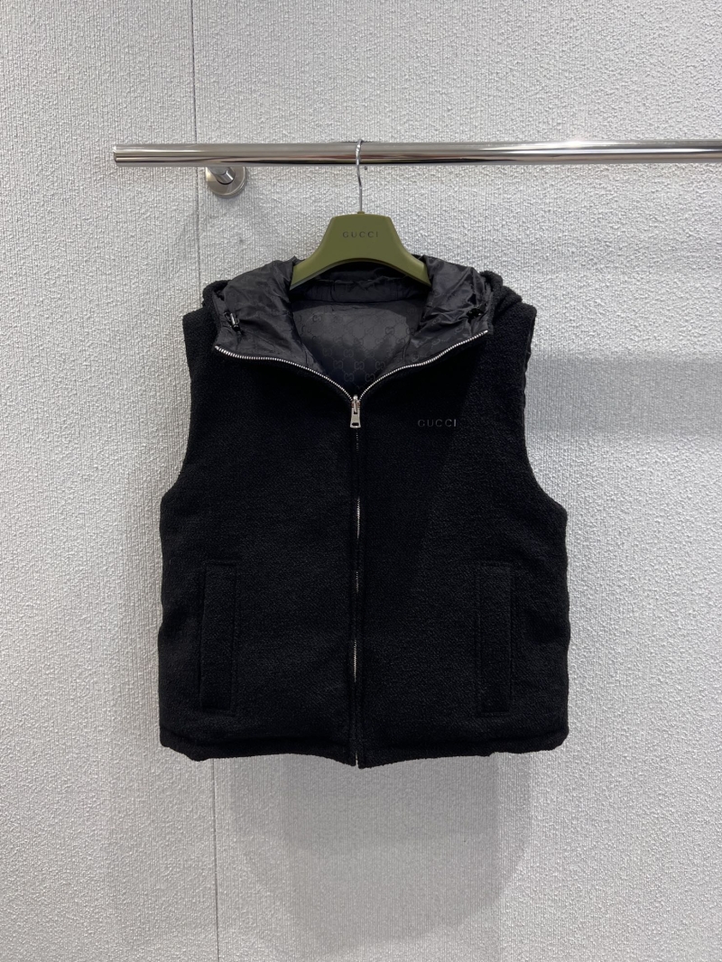Gucci Reversible Hooded Gilet in Black | Sumptuous Wool Bouclé & Iconic GG Monogram | Dual-Wear Luxury