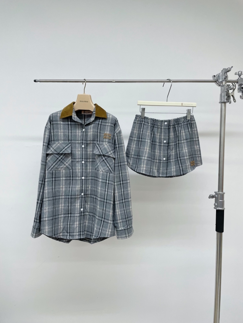 Miu Miu 2025 New Academic Plaid Utility Shirt and Mini Skirt Set | 100% Sheep Wool Blend, Contrast Corduroy Collar, Grey Plaid
