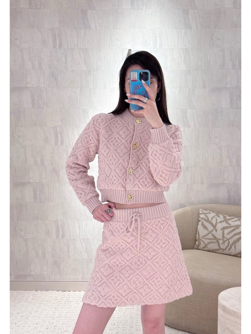 Louis Vuitton Cinnamon Pink Monogram Jacquard Wool-Cashmere Mini Skirt - Limited Edition Ski Collection