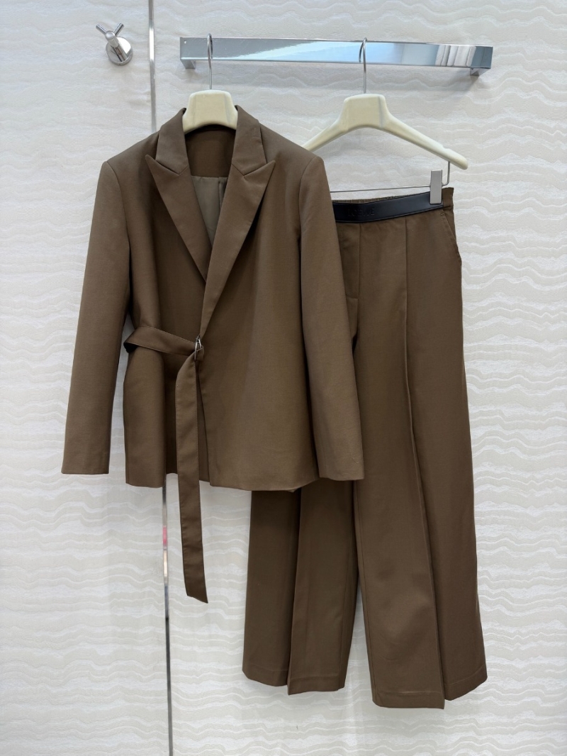 Loewe Custom-Spun Wool Blazer – Asymmetrical Side Buckle Belt, Tailored Fit